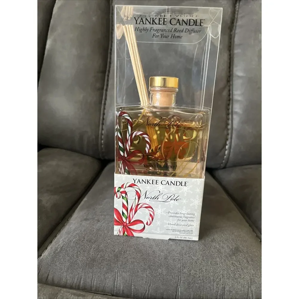 Yankee Candle North Pole Scent Fragrance Room Diffuser Set